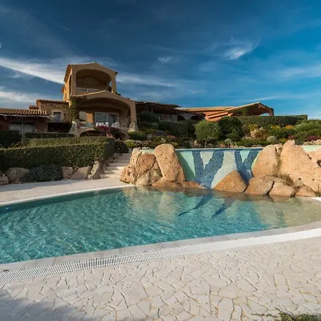 Villaggio Sherden Сasa de vacaciones Golfo Aranci